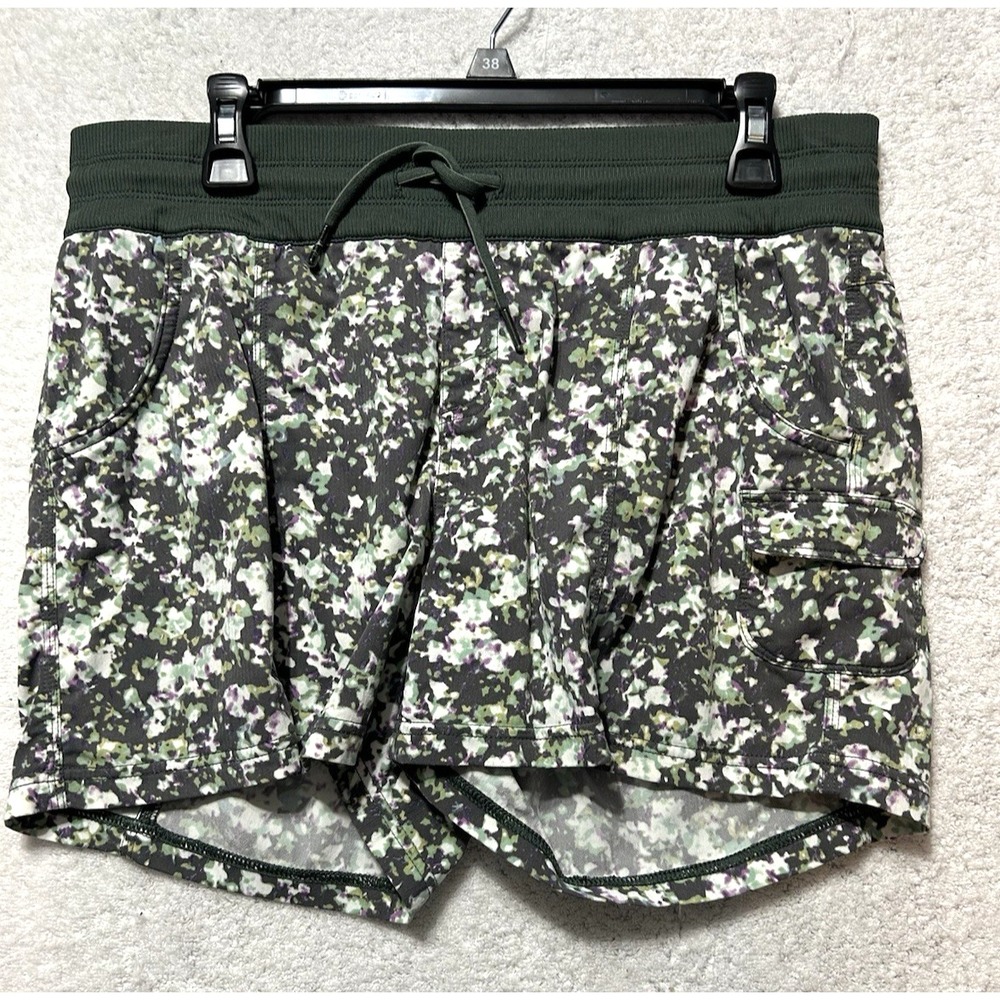 The North Face Women's Aphrodite Printed Green Large Athletic Shorts (D3)